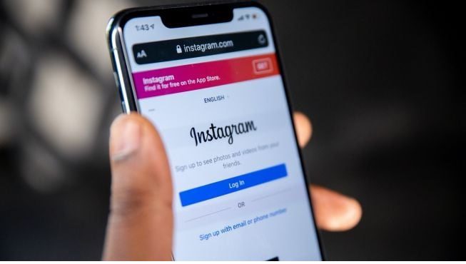 Cara membagikan akun lain mereka di instagram