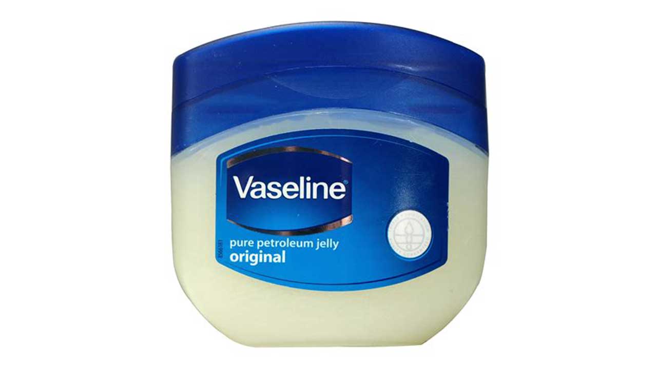 Manfaat Petroleum Jelly Vaseline