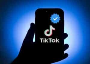 Font Emoji Centang Biru TikTok