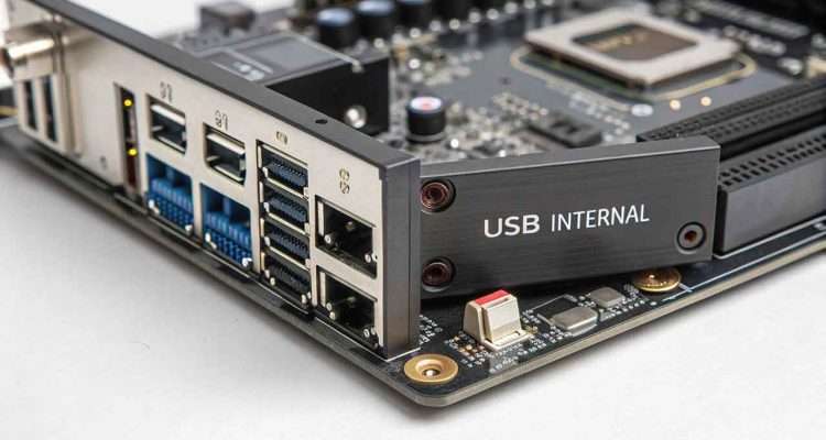Port USB Internal pada Motherboard